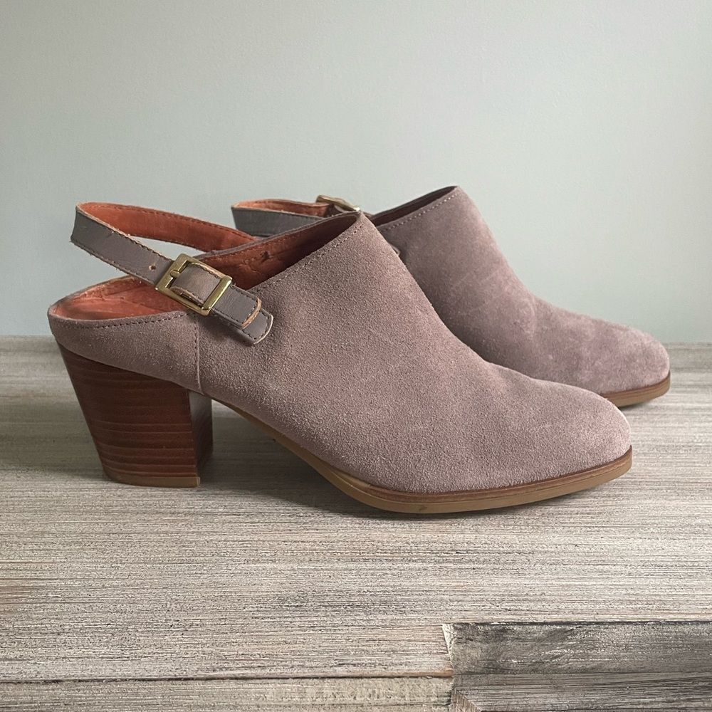 Natalia Blanco Suede Heels